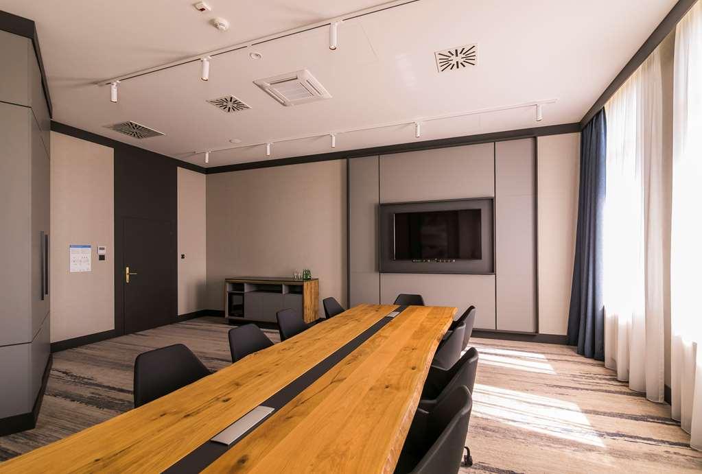 Radisson Blu Hotel. 소포트 시설 사진